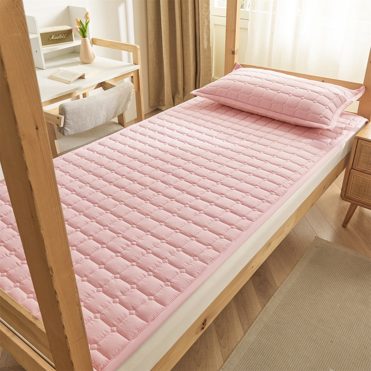 91家纺网 家纺一手货源 找家纺 （总）恒爱家纺 2025新款学生季糯糯棉纯色床护垫