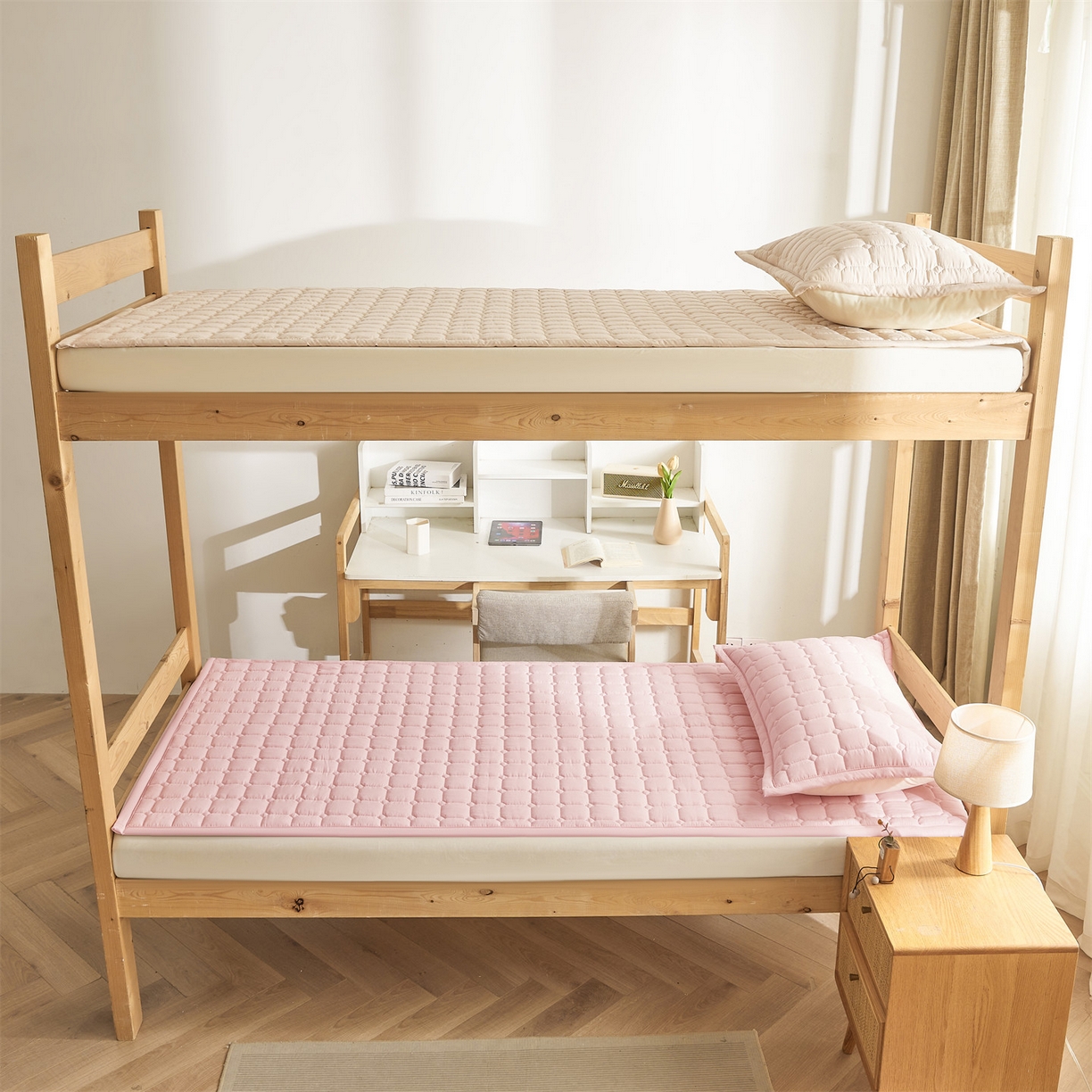 91家纺网 家纺一手货源 找家纺 （总）恒爱家纺 2025新款学生季糯糯棉纯色床护垫