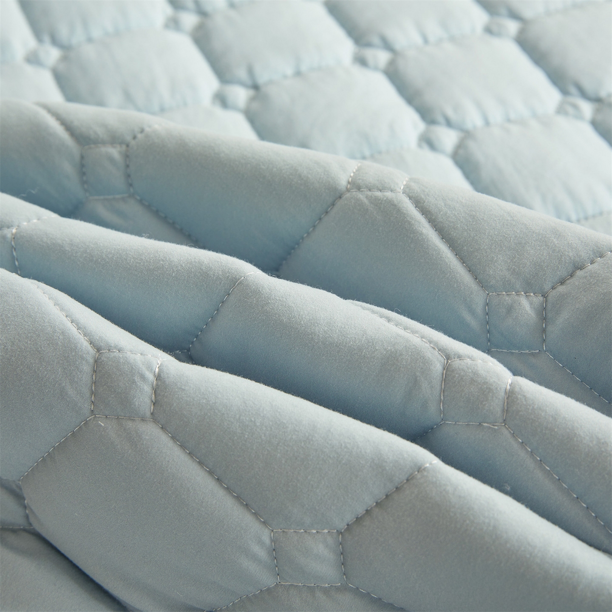 91家纺网 家纺一手货源 找家纺 恒爱家纺 2025新款学生季糯糯棉纯色床护垫 蓝