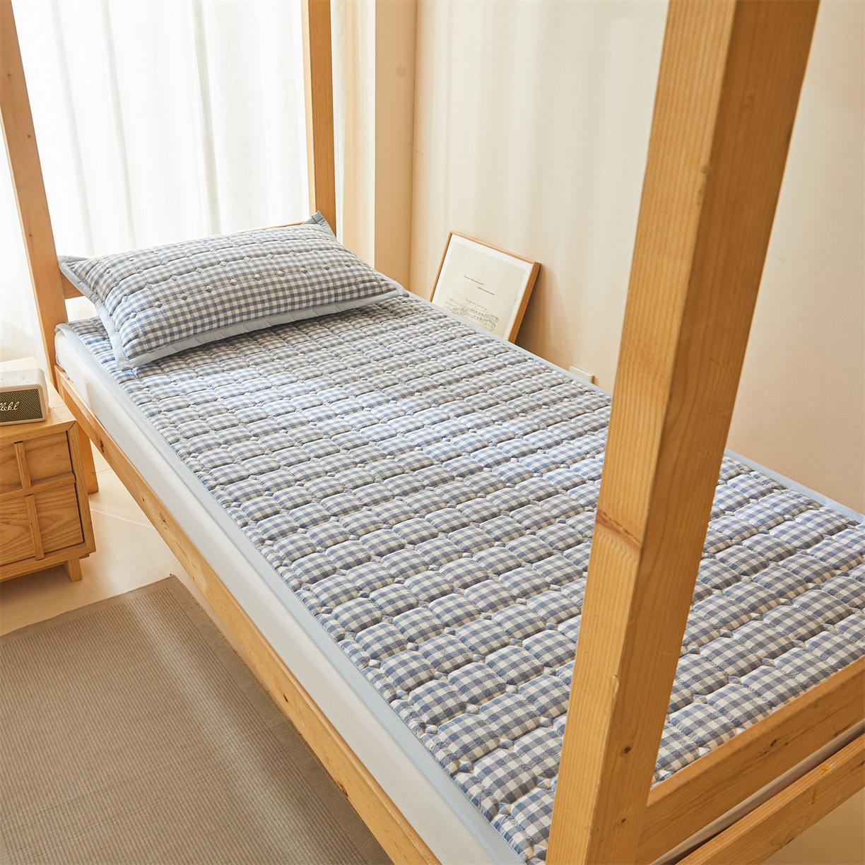 91家纺网 家纺一手货源 找家纺 （总）恒爱家纺 2025新款全棉印花格子床垫