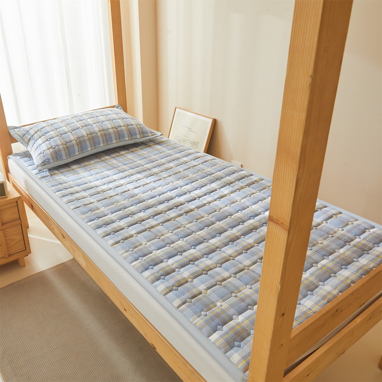 91家纺网 家纺一手货源 找家纺 （总）恒爱家纺 2025新款全棉印花格子床垫