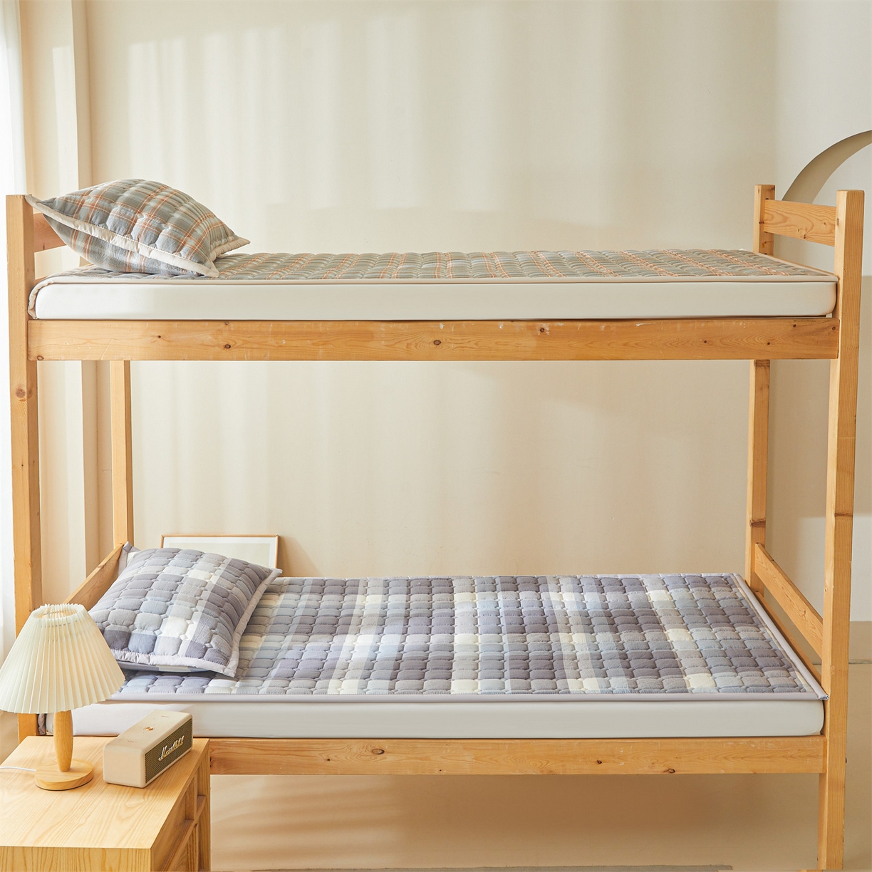 91家纺网 家纺一手货源 找家纺 （总）恒爱家纺 2025新款全棉印花格子床垫