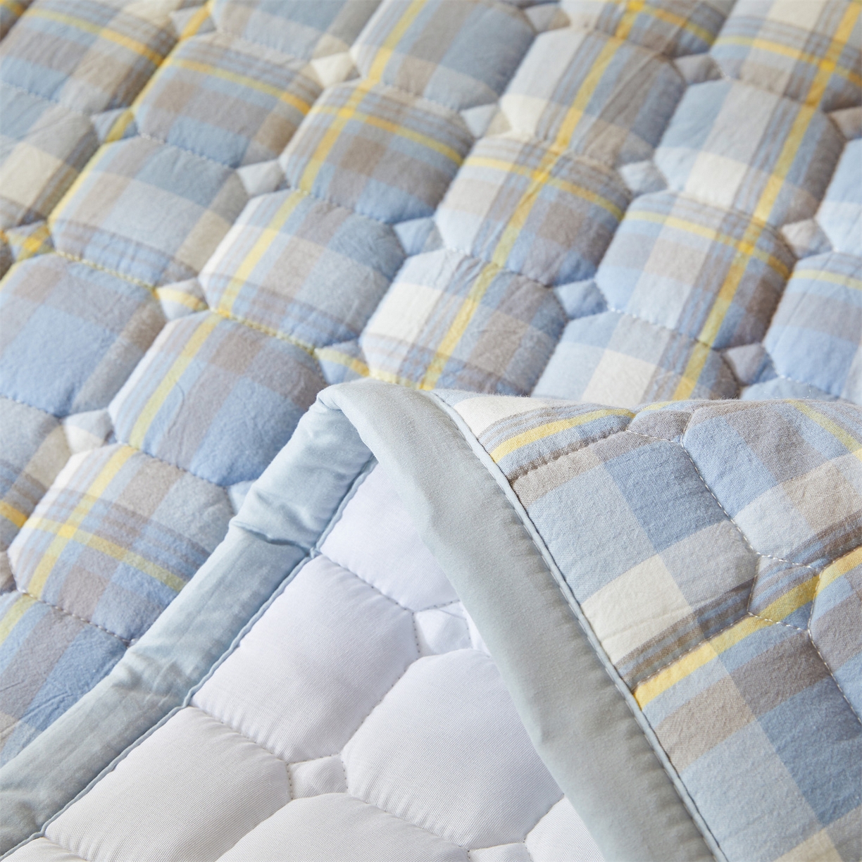 91家纺网 家纺一手货源 找家纺 恒爱家纺 2025新款全棉印花格子床垫 莫尼-蓝