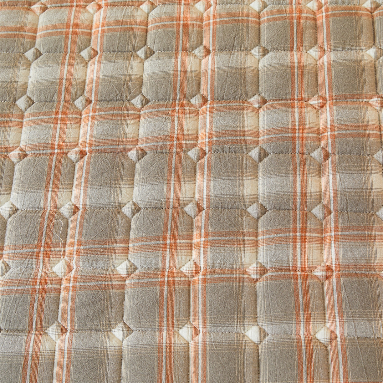 91家纺网 家纺一手货源 找家纺 恒爱家纺 2025新款全棉印花格子床垫 诺卡