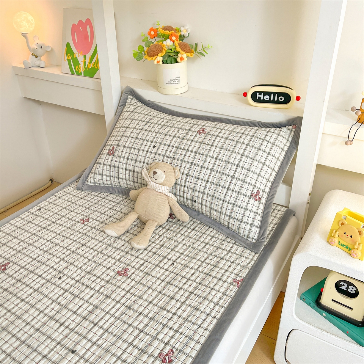 91家纺网 家纺一手货源 找家纺 （总）恒爱家纺 2025新款学生季全棉宝宝绒双面款床护垫