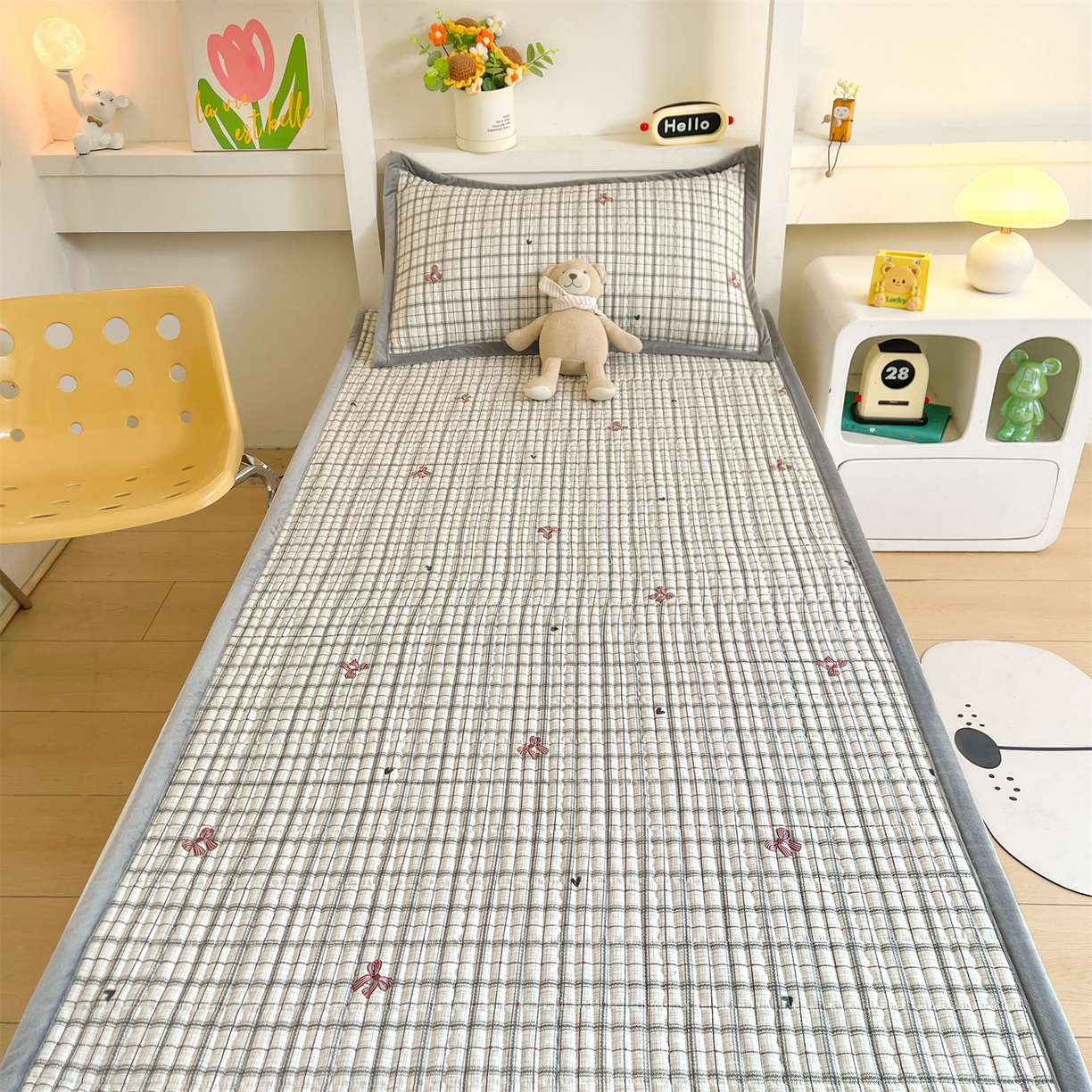 91家纺网 家纺一手货源 找家纺 （总）恒爱家纺 2025新款学生季全棉宝宝绒双面款床护垫