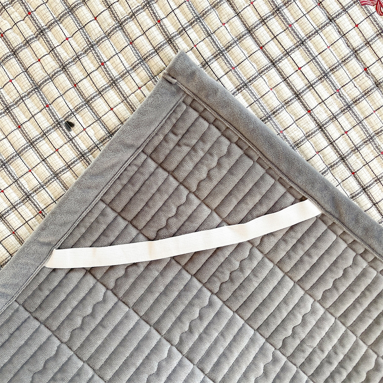 91家纺网 家纺一手货源 找家纺 （总）恒爱家纺 2025新款学生季全棉宝宝绒双面款床护垫