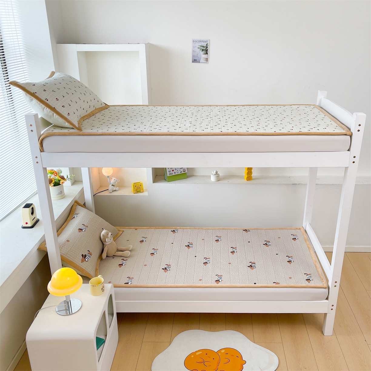 91家纺网 家纺一手货源 找家纺 恒爱家纺 2025新款学生季全棉宝宝绒双面款床护垫 斑马狗