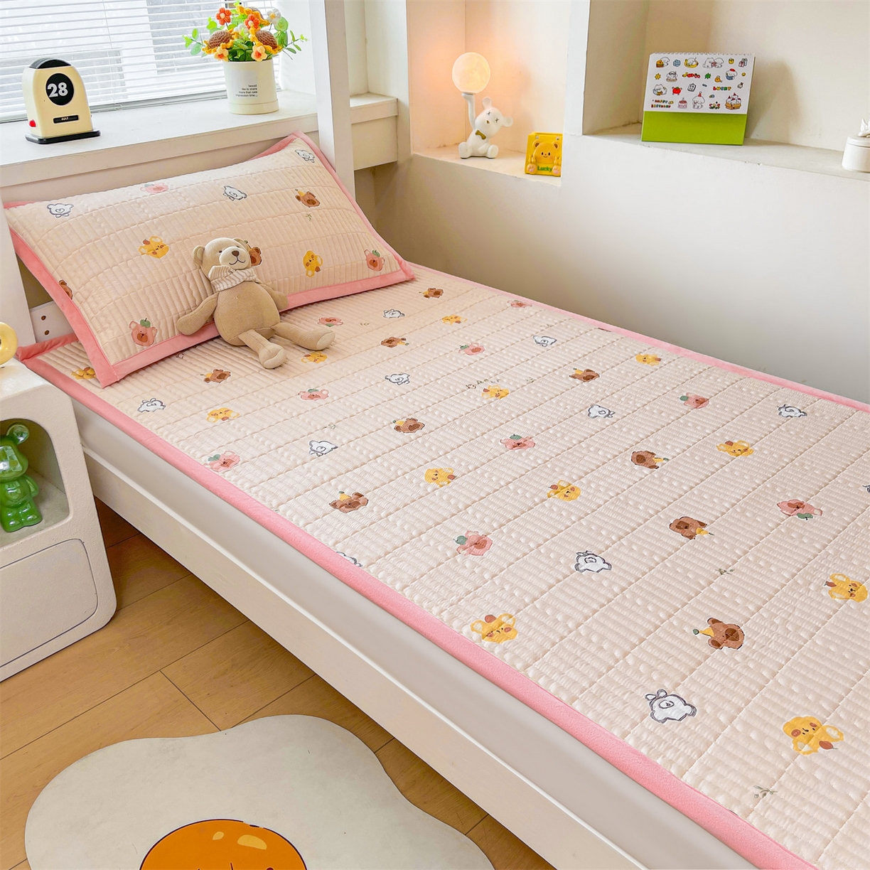 91家纺网 家纺一手货源 找家纺 恒爱家纺 2025新款学生季全棉宝宝绒双面款床护垫 宝宝乐园