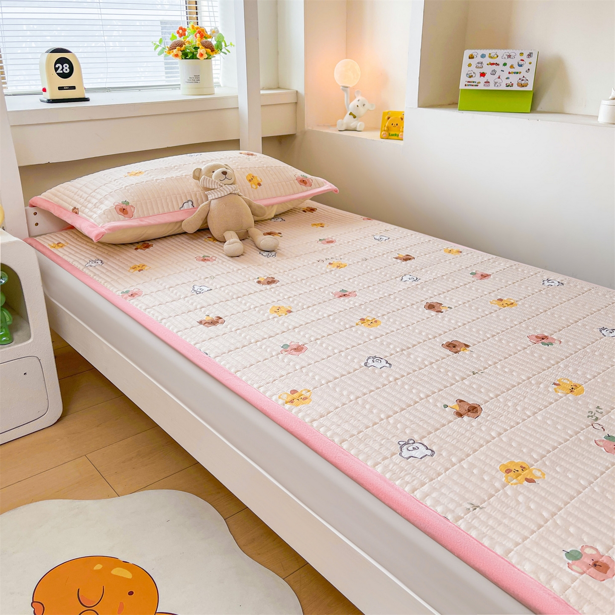 91家纺网 家纺一手货源 找家纺 恒爱家纺 2025新款学生季全棉宝宝绒双面款床护垫 宝宝乐园