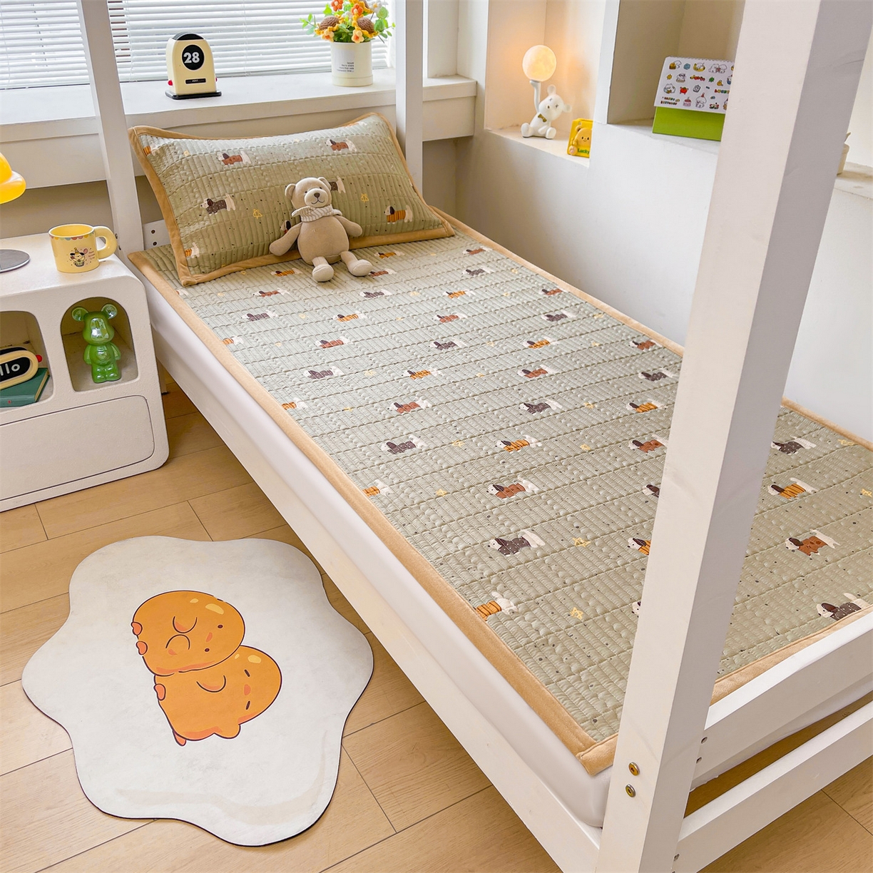 恒爱家纺 2025新款学生季全棉宝宝绒双面款床护垫 斗牛犬