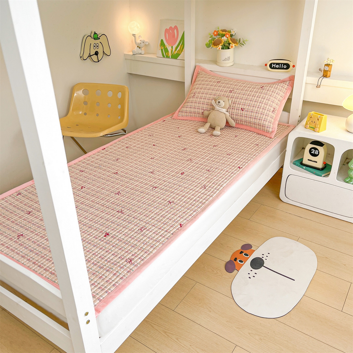 91家纺网 家纺一手货源 找家纺 恒爱家纺 2025新款学生季全棉宝宝绒双面款床护垫 粉糯蝴蝶结