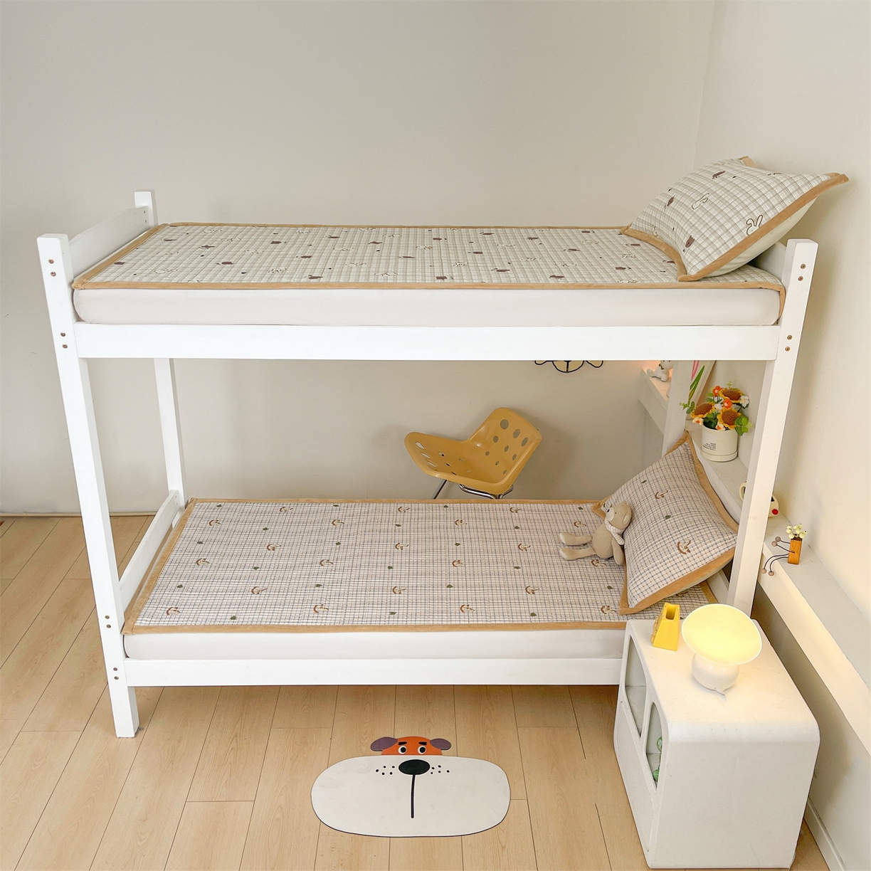 91家纺网 家纺一手货源 找家纺 恒爱家纺 2025新款学生季全棉宝宝绒双面款床护垫 梦幻木马