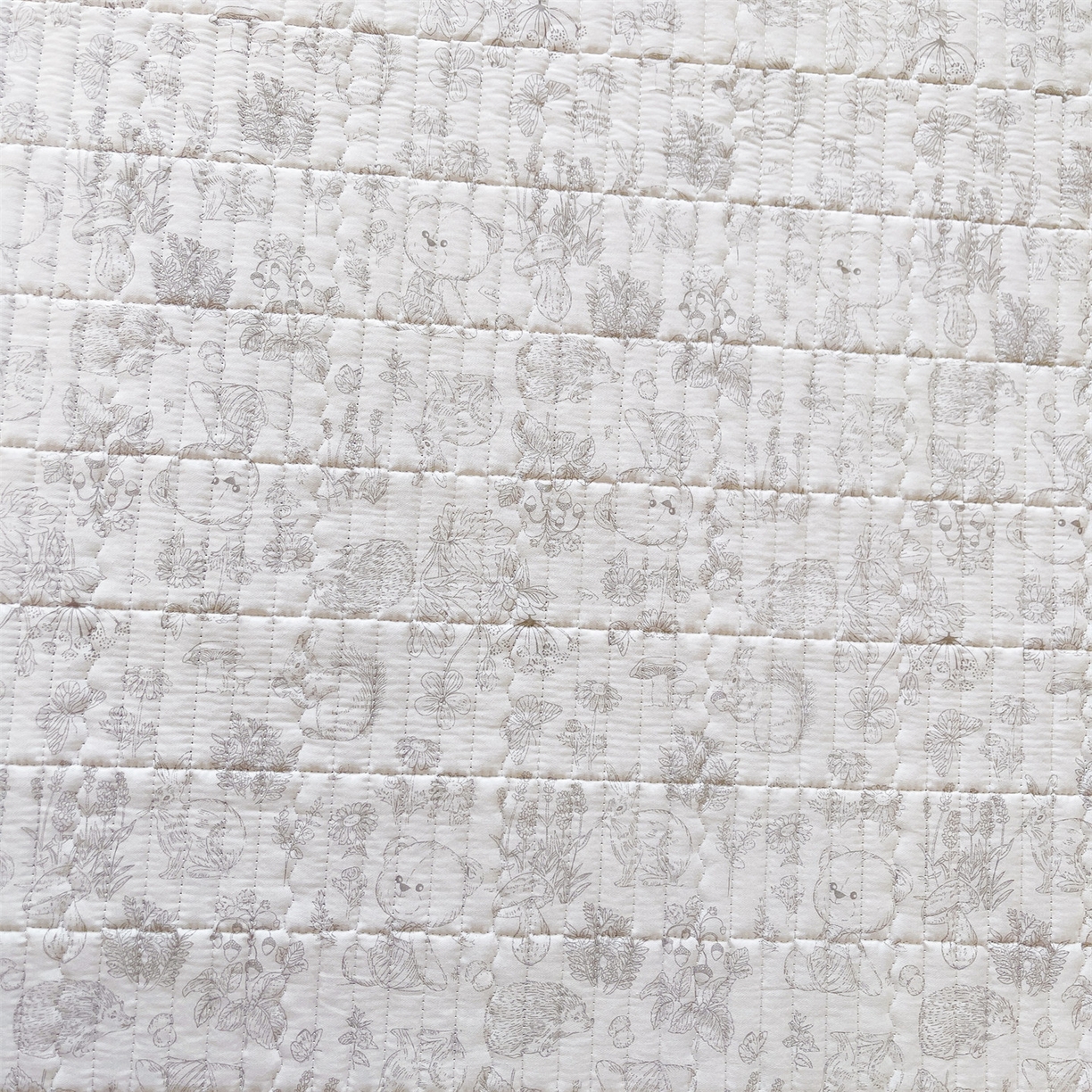 91家纺网 家纺一手货源 找家纺 恒爱家纺 2025新款学生季全棉宝宝绒双面款床护垫 诗意花语