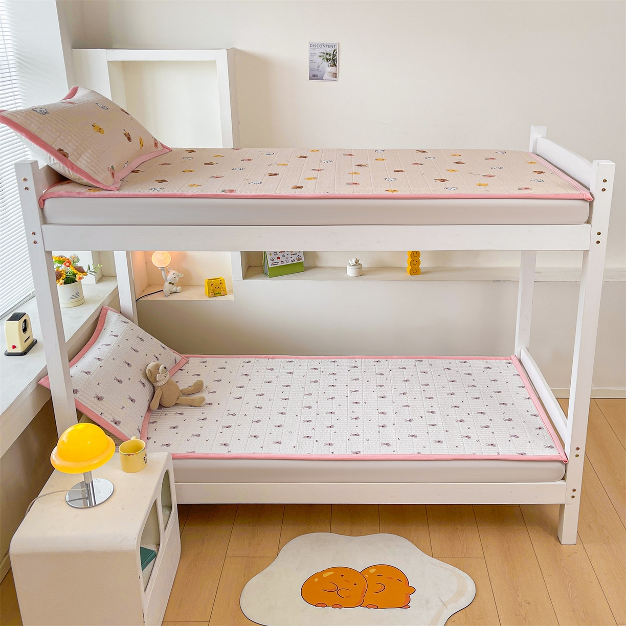 91家纺网 家纺一手货源 找家纺 恒爱家纺 2025新款学生季全棉宝宝绒双面款床护垫 甜心兔子