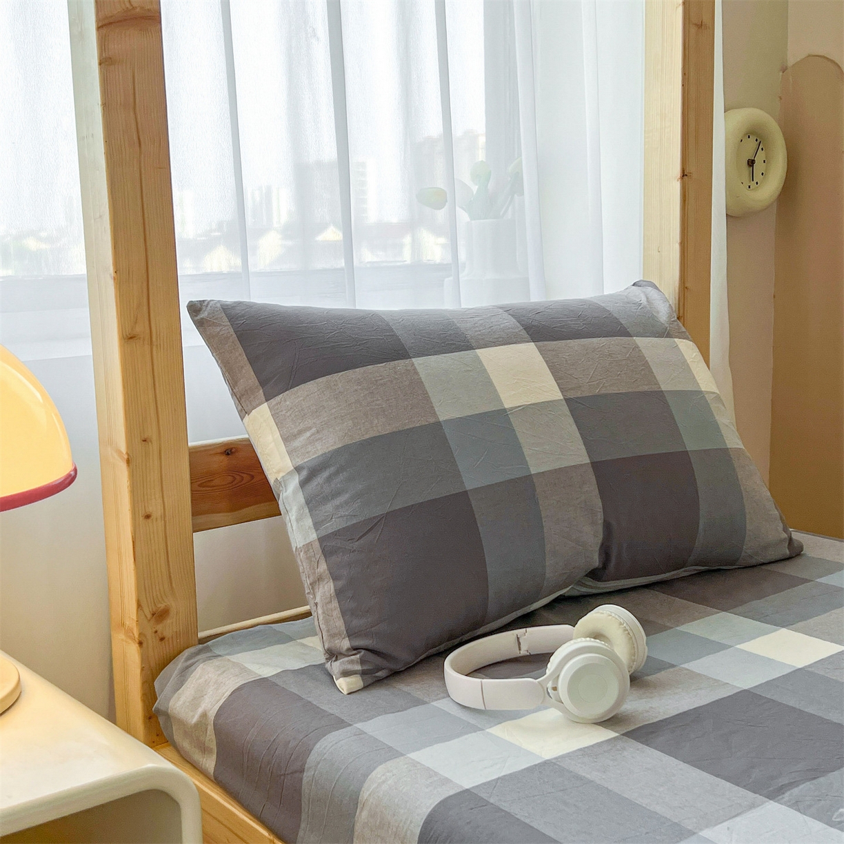 91家纺网 家纺一手货源 找家纺 （总）恒爱家纺 2025新款学生季全棉印花格子三件套