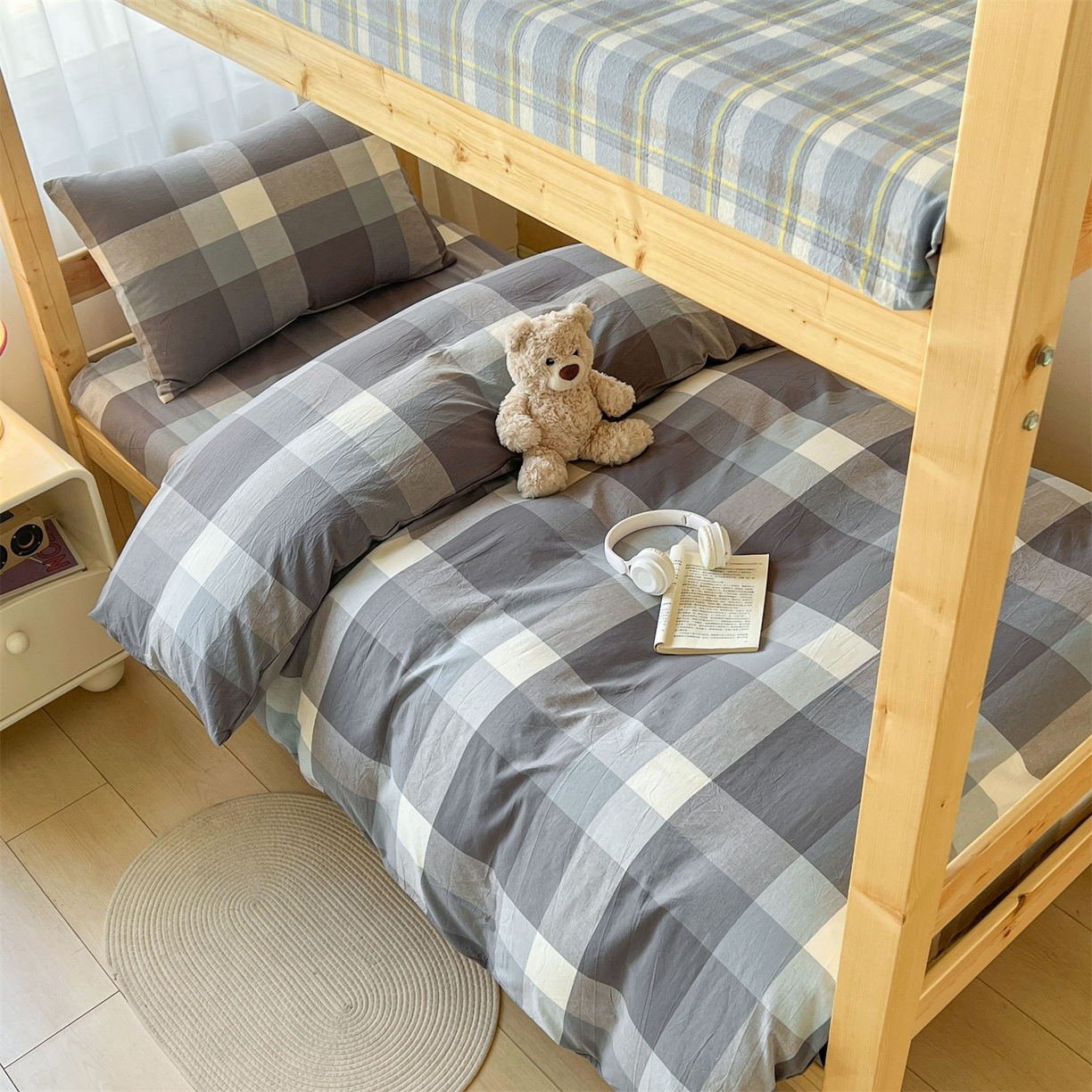 91家纺网 家纺一手货源 找家纺 （总）恒爱家纺 2025新款学生季全棉印花格子三件套