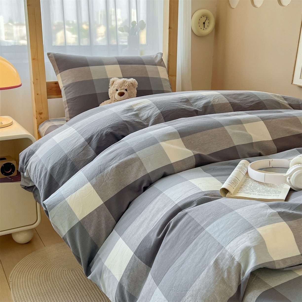 91家纺网 家纺一手货源 找家纺 （总）恒爱家纺 2025新款学生季全棉印花格子三件套