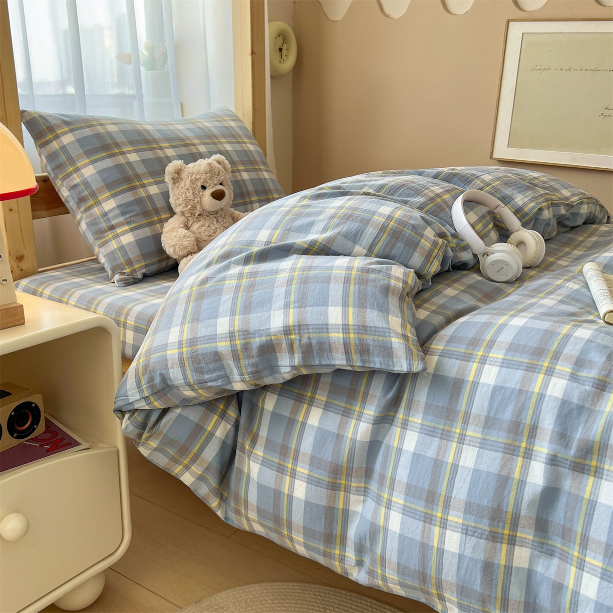 91家纺网 家纺一手货源 找家纺 恒爱家纺 2025新款学生季全棉印花格子三件套 莫尼-蓝