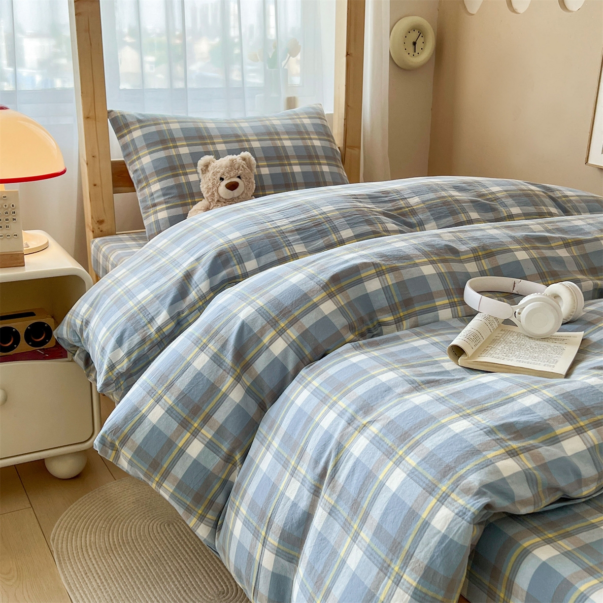 91家纺网 家纺一手货源 找家纺 恒爱家纺 2025新款学生季全棉印花格子三件套 莫尼-蓝