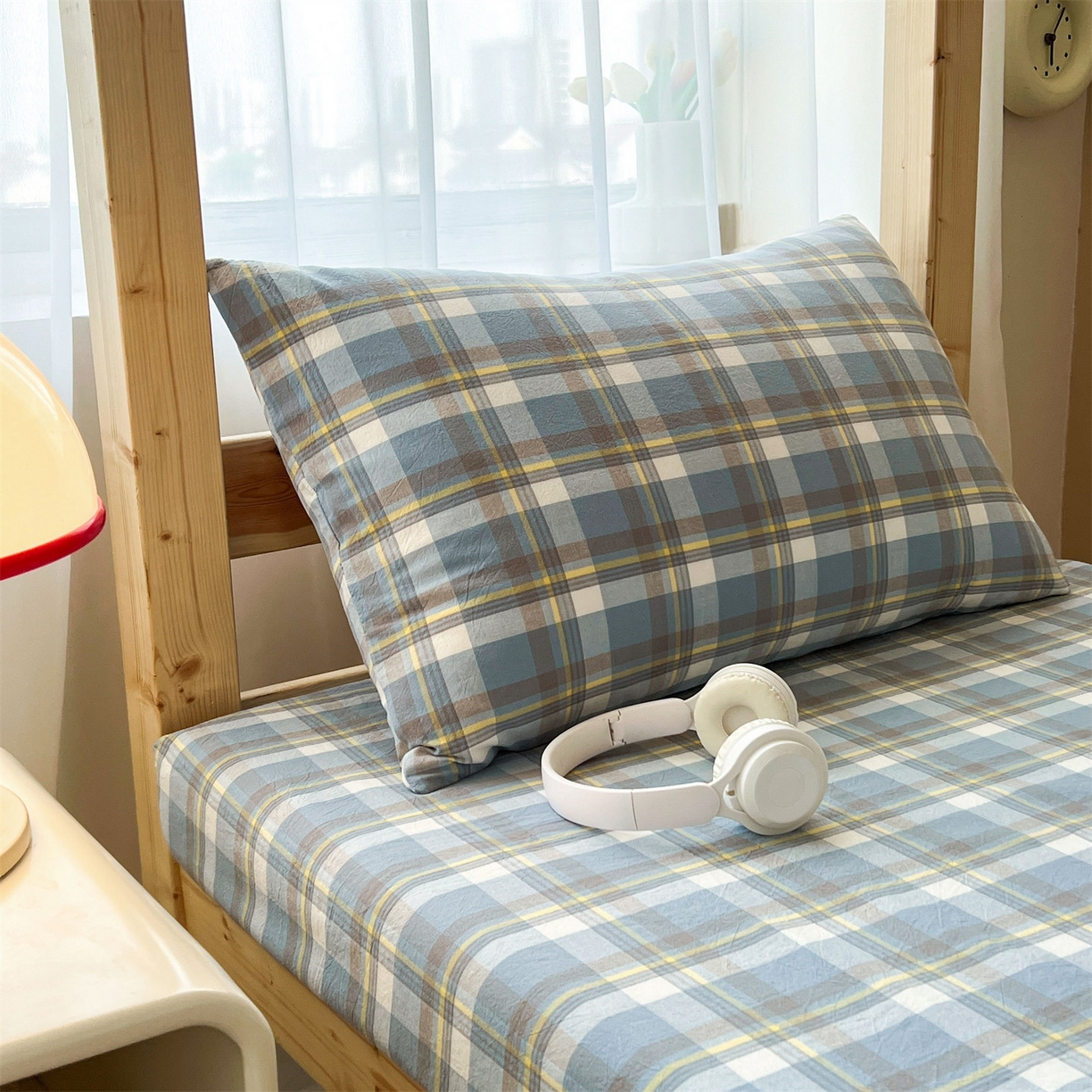 91家纺网 家纺一手货源 找家纺 恒爱家纺 2025新款学生季全棉印花格子三件套 莫尼-蓝