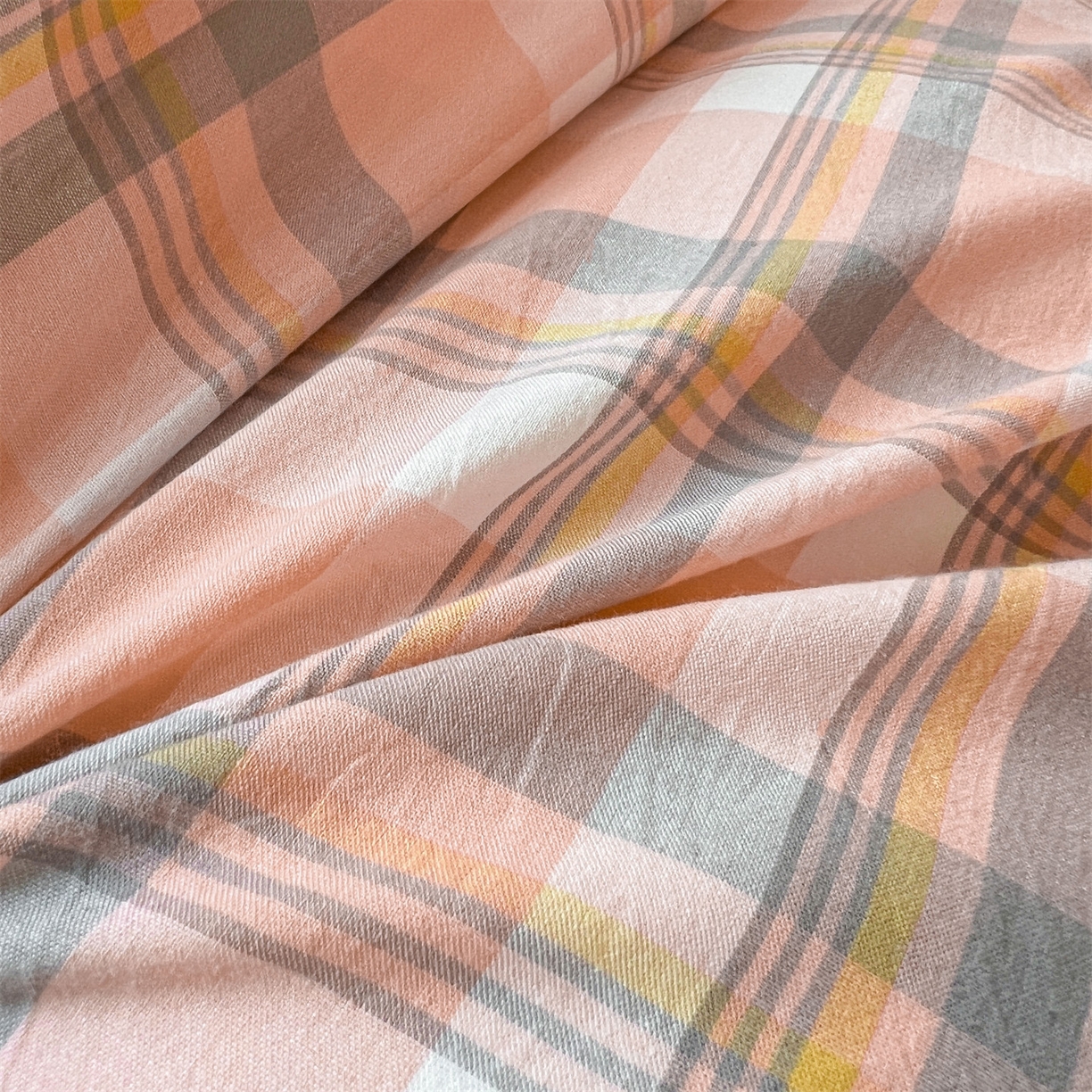 91家纺网 家纺一手货源 找家纺 恒爱家纺 2025新款学生季全棉印花格子三件套 莫尼-玉