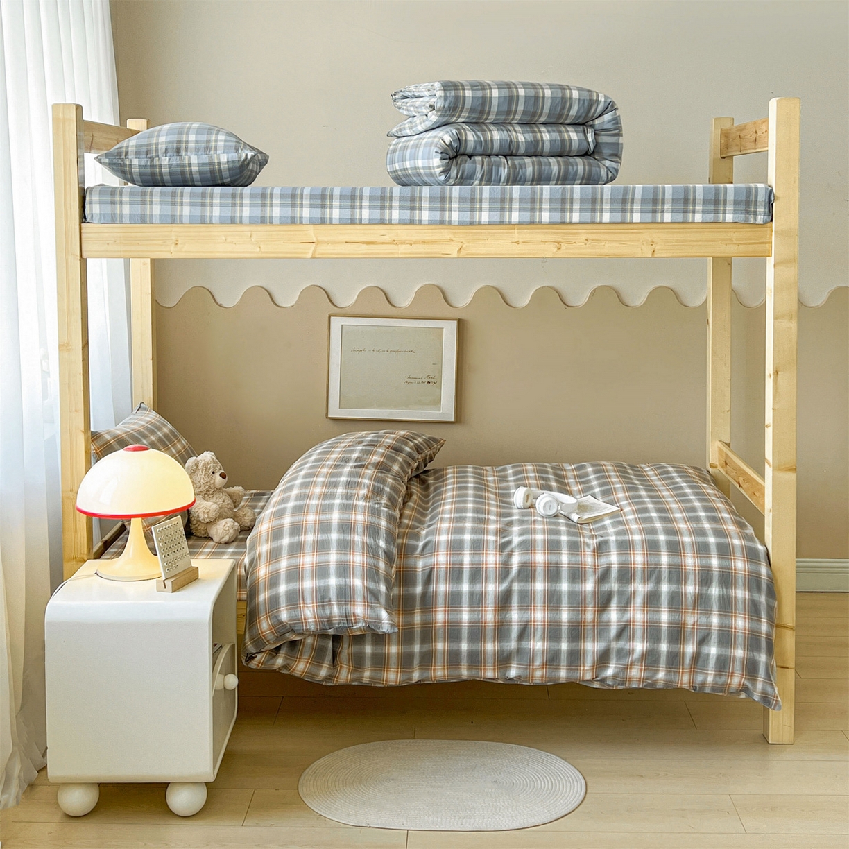 91家纺网 家纺一手货源 找家纺 恒爱家纺 2025新款学生季全棉印花格子三件套 诺卡