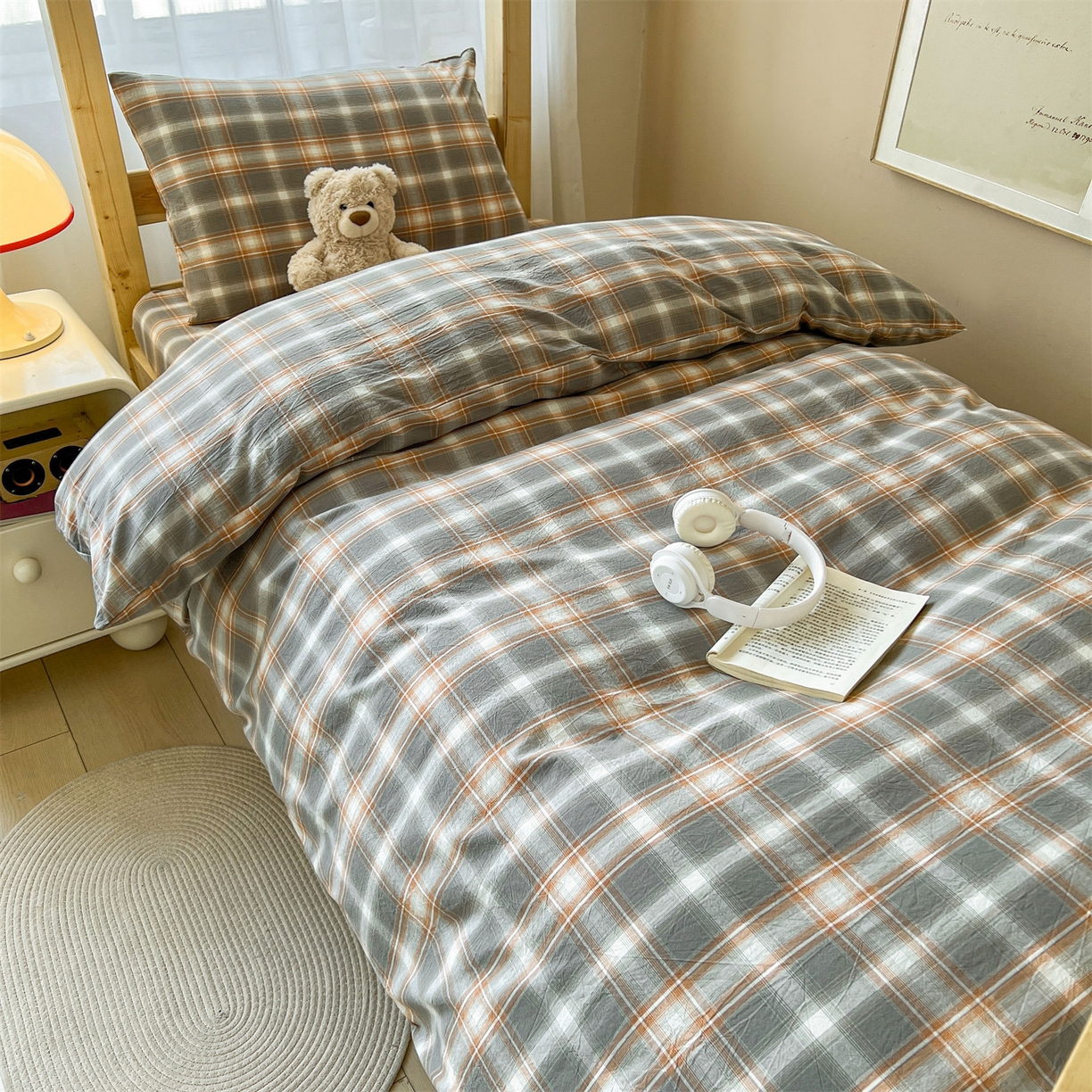 91家纺网 家纺一手货源 找家纺 恒爱家纺 2025新款学生季全棉印花格子三件套 诺卡