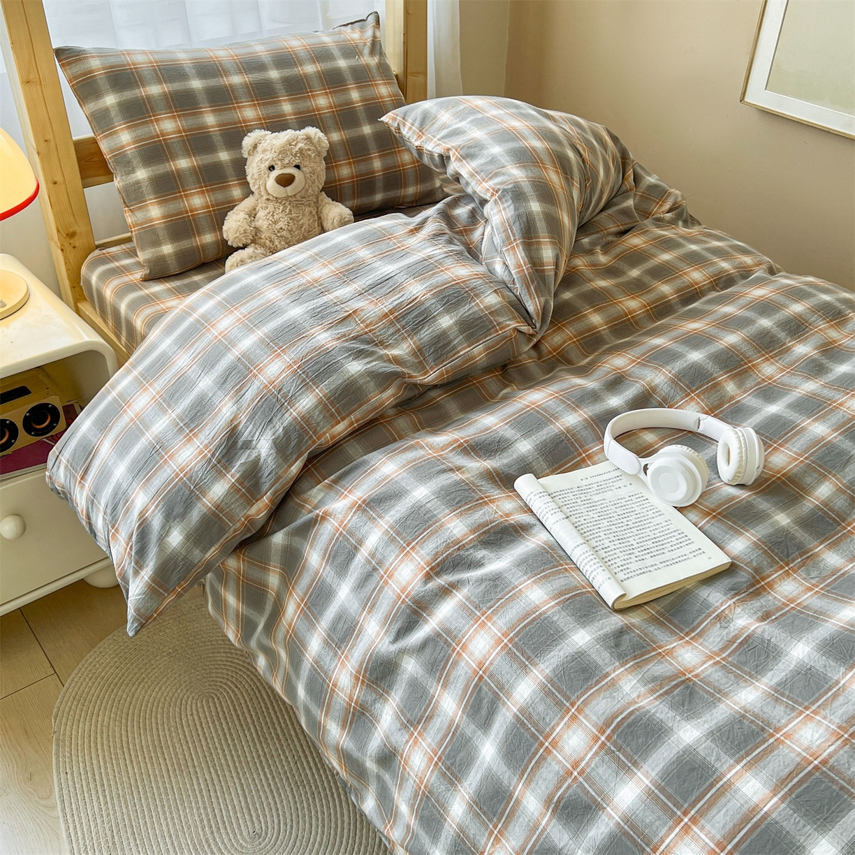 91家纺网 家纺一手货源 找家纺 恒爱家纺 2025新款学生季全棉印花格子三件套 诺卡