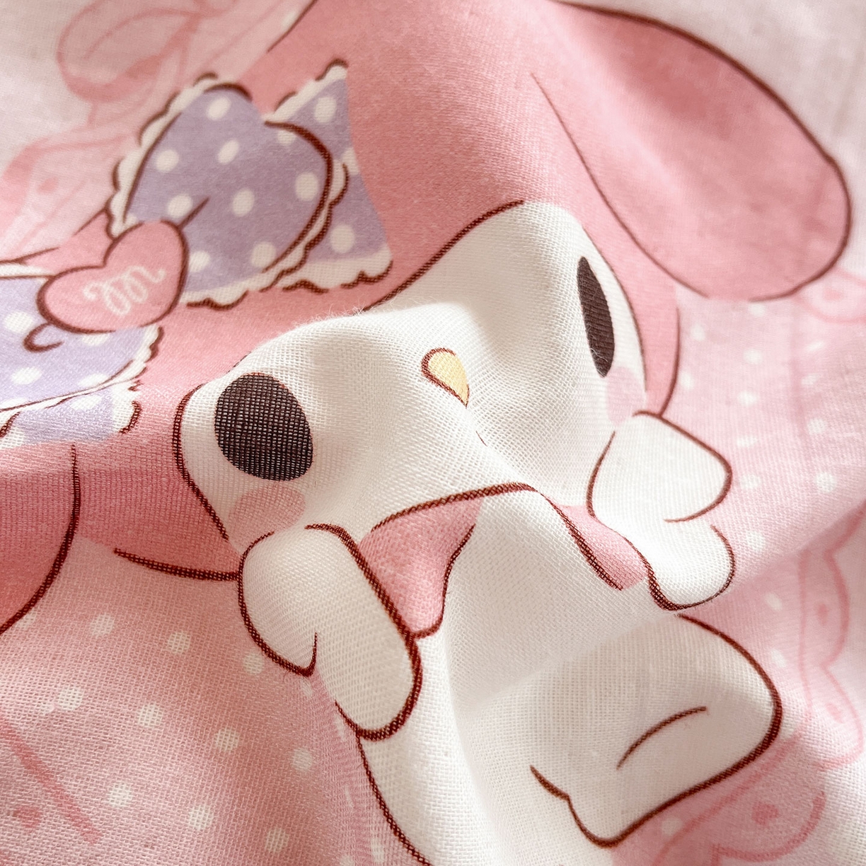 91家纺网 家纺一手货源 找家纺 蓝邻家纺 2025年新款全棉纯棉双层纱三丽鸥刺绣学生宿舍三件套四件套系列 治愈萌主