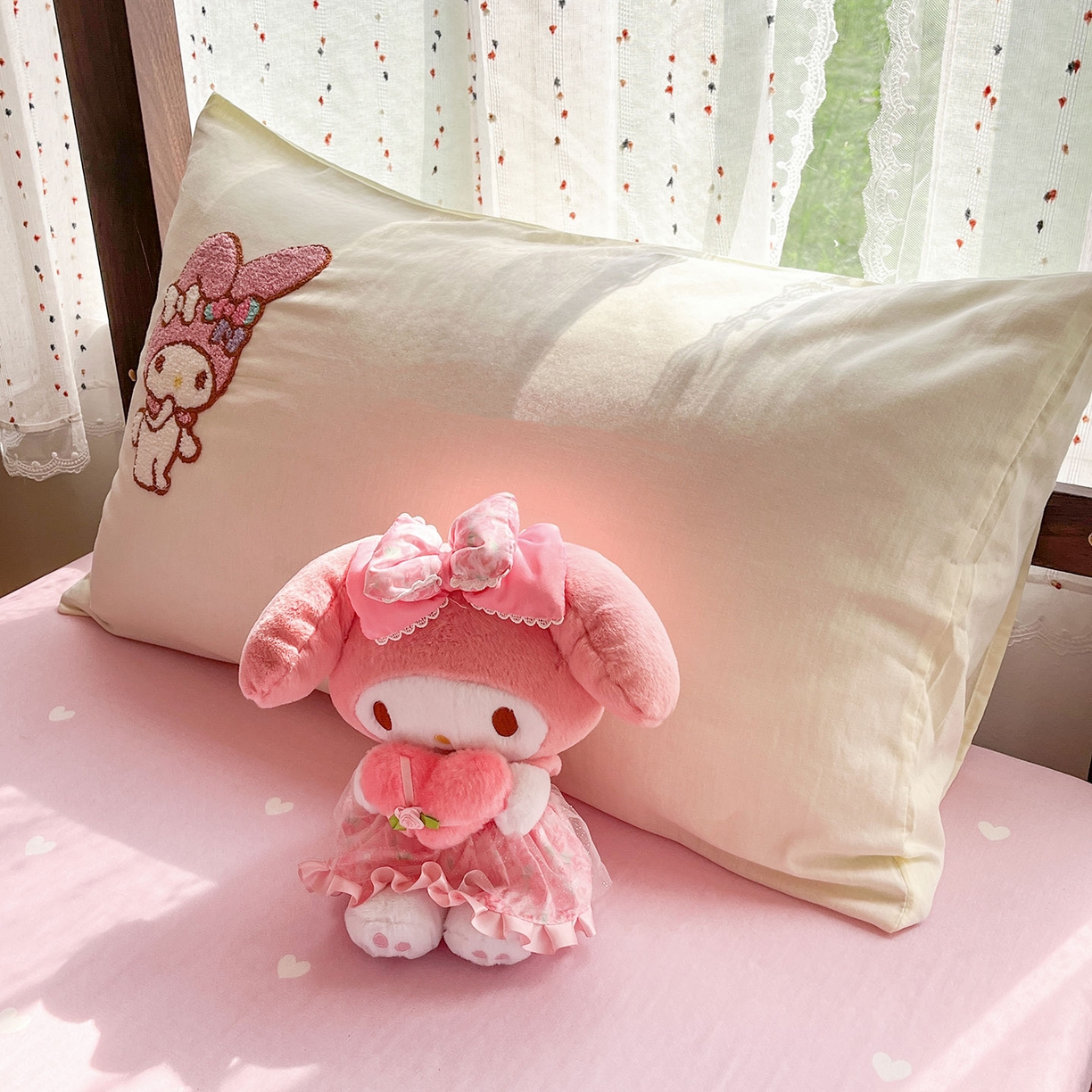 91家纺网 家纺一手货源 找家纺 蓝邻家纺 2025年新款全棉纯棉双层纱三丽鸥刺绣学生宿舍三件套四件套系列 治愈萌主