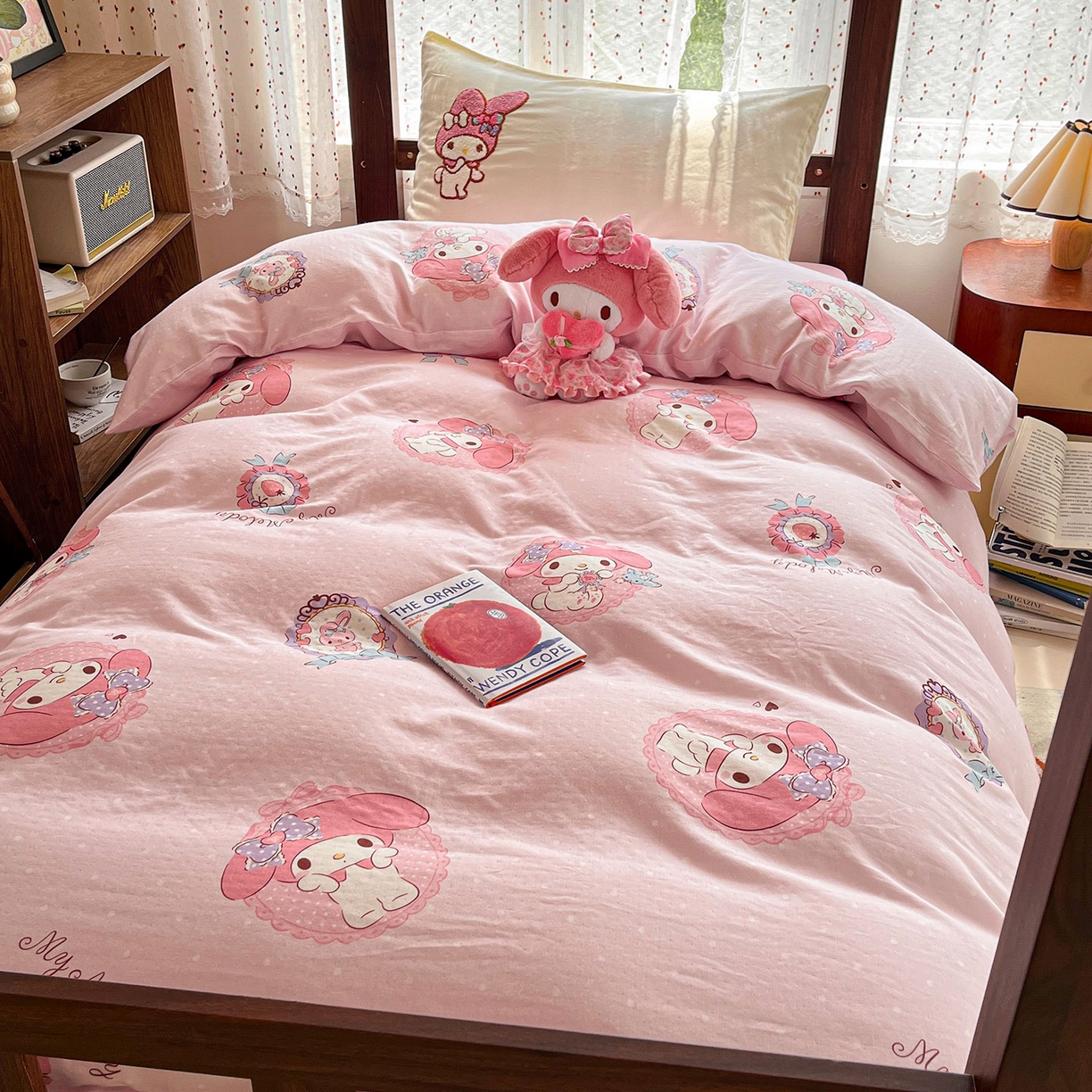 91家纺网 家纺一手货源 找家纺 蓝邻家纺 2025年新款全棉纯棉双层纱三丽鸥刺绣学生宿舍三件套四件套系列 治愈萌主