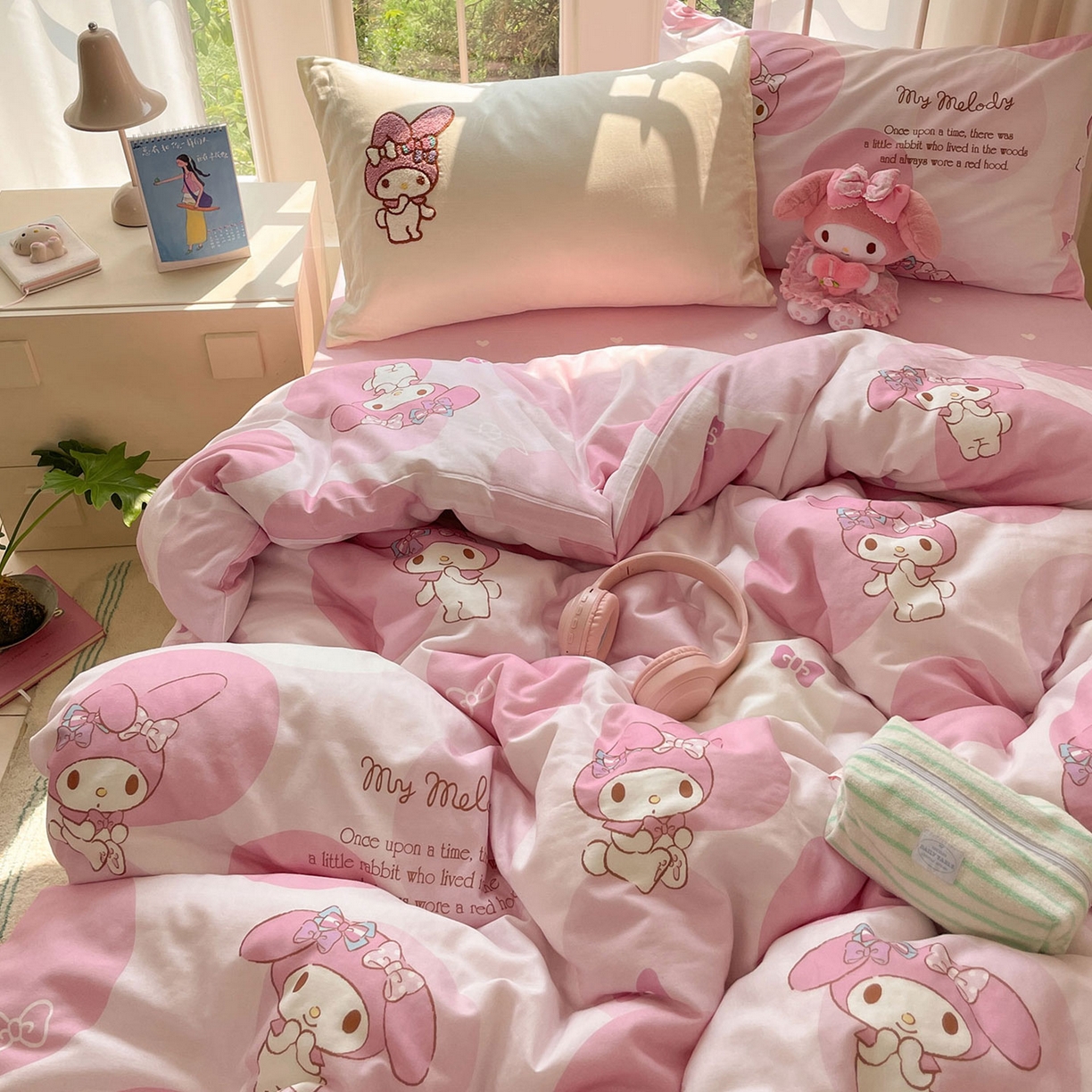 91家纺网 家纺一手货源 找家纺 （总）蓝邻家纺 2025年新款全棉纯棉双层纱三丽鸥刺绣四件套系列