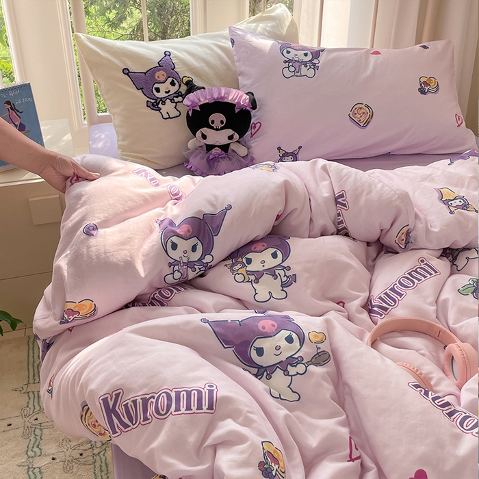 91家纺网 家纺一手货源 找家纺 蓝邻家纺 2025年新款全棉纯棉双层纱三丽鸥刺绣四件套系列 精灵库洛米