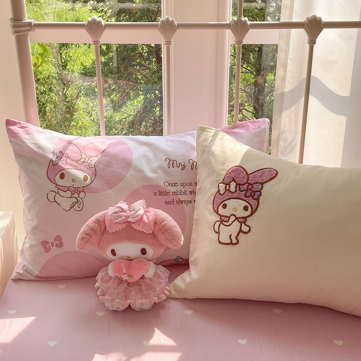 91家纺网 家纺一手货源 找家纺 （总）蓝邻家纺 2025年新款全棉纯棉双层纱三丽鸥刺绣四件套系列