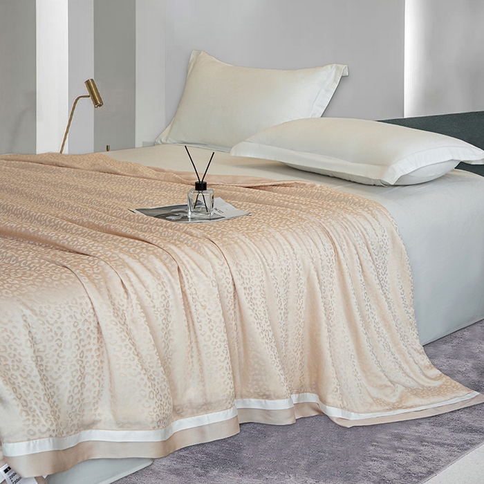 91家纺网 家纺一手货源 找家纺 （总）薇玛仕 2025新款100S兰精天丝豹纹提花可水洗桑蚕丝夏被夏凉被空调被