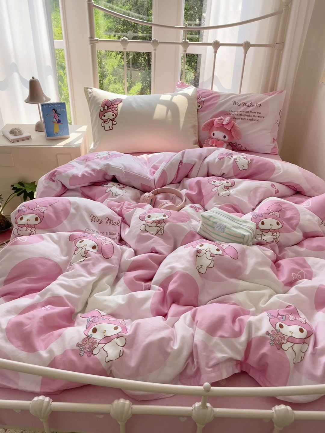 91家纺网 家纺一手货源 找家纺 （总）蓝邻家纺 2025年新款全棉纯棉双层纱三丽鸥刺绣四件套系列