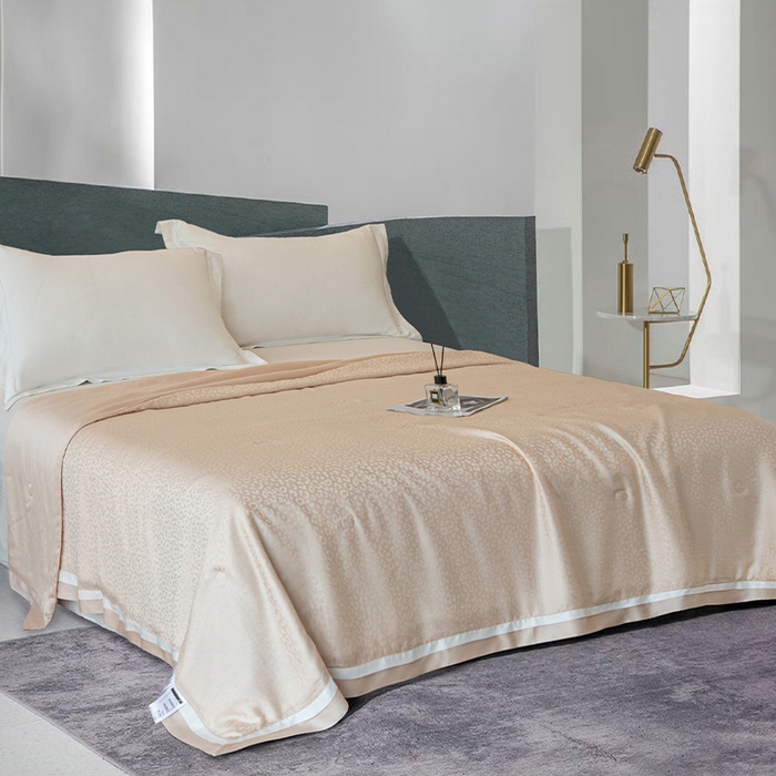 91家纺网 家纺一手货源 找家纺 薇玛仕 2025新款100S兰精天丝豹纹提花可水洗桑蚕丝夏被夏凉被空调被 豹纹-流金