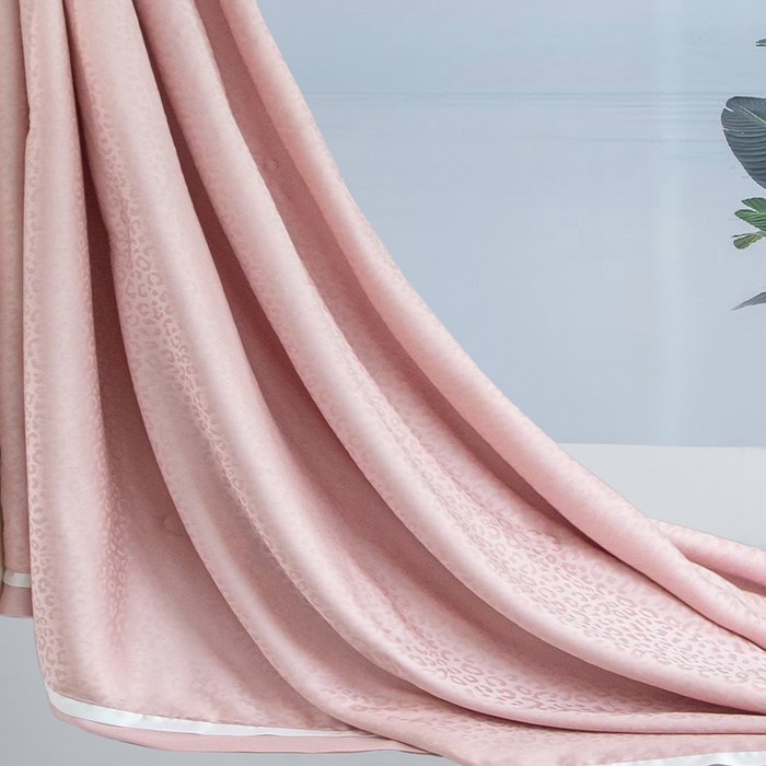 91家纺网 家纺一手货源 找家纺 薇玛仕 2025新款100S兰精天丝豹纹提花可水洗桑蚕丝夏被夏凉被空调被 豹纹-嫩粉