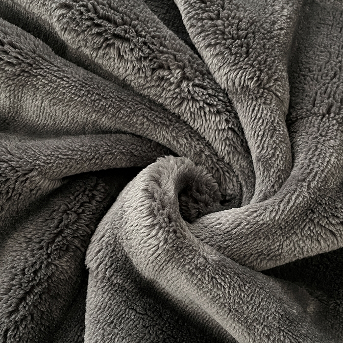91家纺网 家纺一手货源 找家纺 楼兰公主 2025新款天鹅绒毛毯系列 高级灰