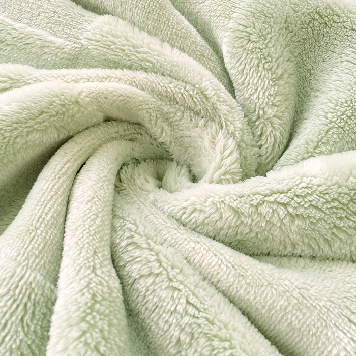 91家纺网 家纺一手货源 找家纺 楼兰公主 2025新款天鹅绒毛毯系列 浅草绿