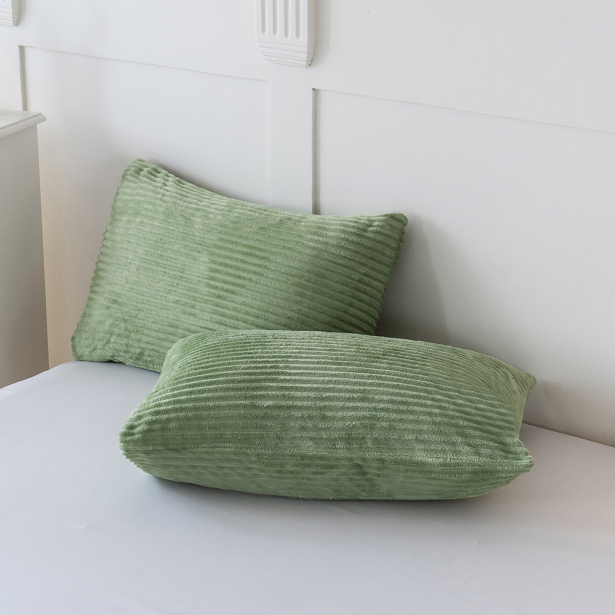 91家纺网 家纺一手货源 找家纺 （总）楼兰公主 2025新款小抽条纯色双面绒毛毯