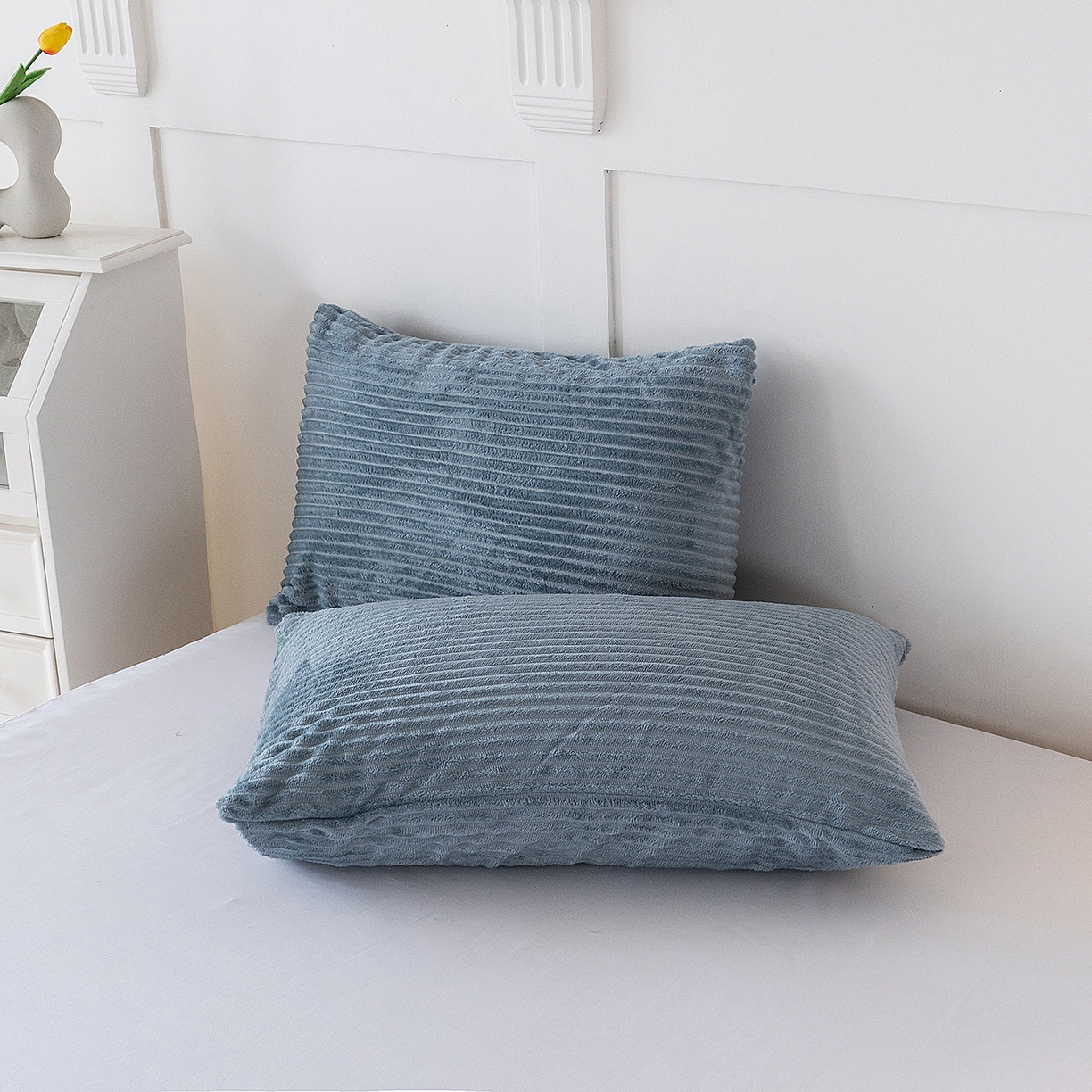 91家纺网 家纺一手货源 找家纺 楼兰公主 2025新款小抽条纯色双面绒毛毯 湖蓝