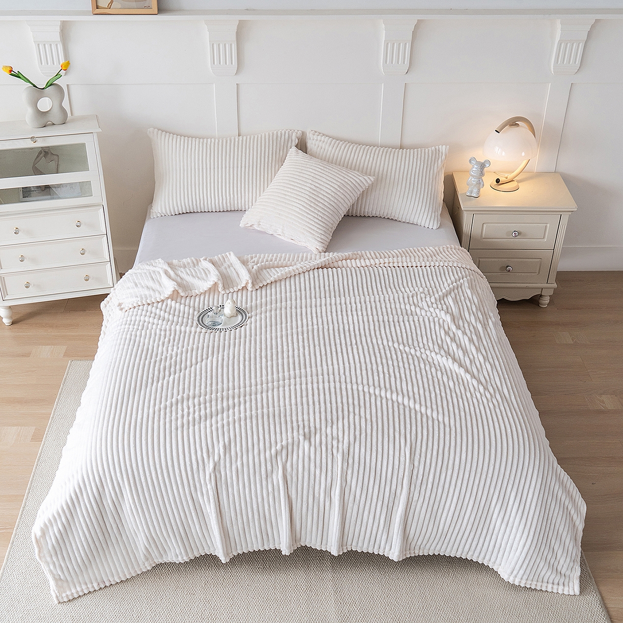 楼兰公主 2025新款小抽条纯色双面绒毛毯 米白