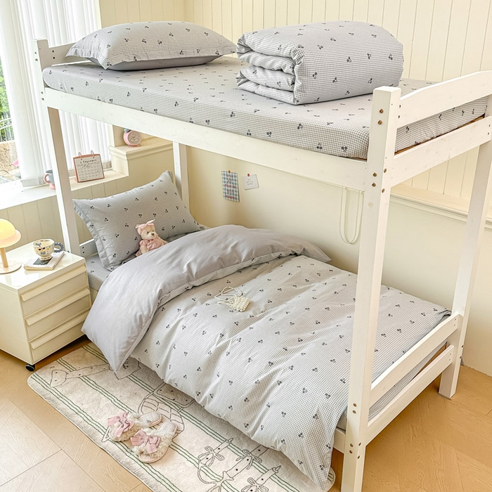 91家纺网 家纺一手货源 找家纺 2025新款学生宿舍全棉三件套 樱姿-灰