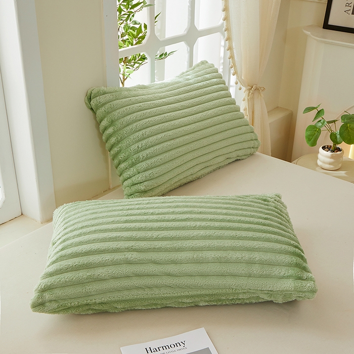 91家纺网 家纺一手货源 找家纺 （总）楼兰公主 2025新款A类兔兔绒多功能大抽条毛毯