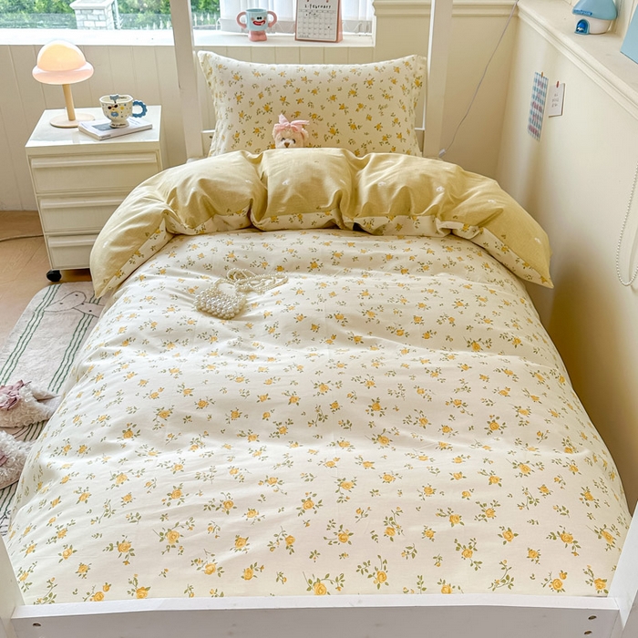 91家纺网 家纺一手货源 找家纺 2025新款学生宿舍全棉三件套 故事小黄花