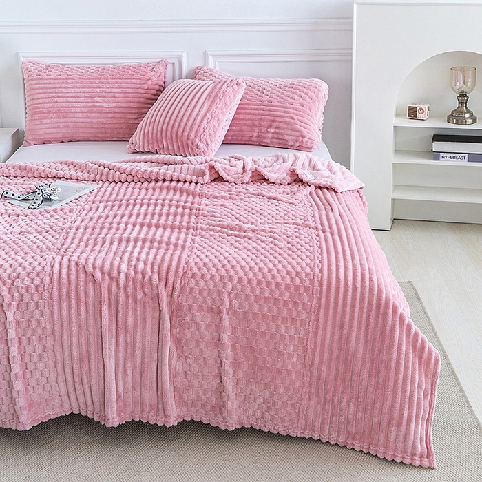 91家纺网 家纺一手货源 找家纺 楼兰公主 2025新款金龟绒多功能毛毯 金龟绒-粉