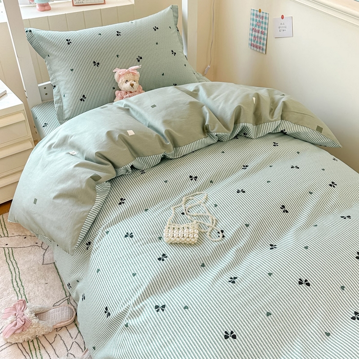 91家纺网 家纺一手货源 找家纺 2025新款学生宿舍全棉三件套 绿底蝴蝶结