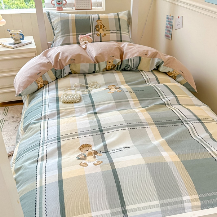 91家纺网 家纺一手货源 找家纺 2025新款学生宿舍全棉三件套 洛克熊